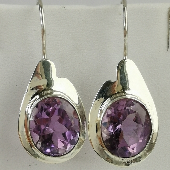 NWT Sterling Silver modernist 4ct oval amethyst drop earrings - Picture 2 of 9